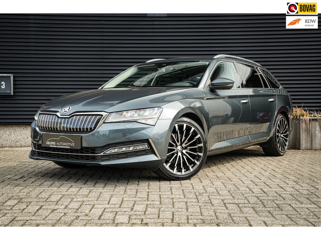 Skoda Superb Combi 1.4 TSI iV Style Business | ACC | CarPlay | Clima | Navi | DAB | DCC | Metallic | 360 camera |