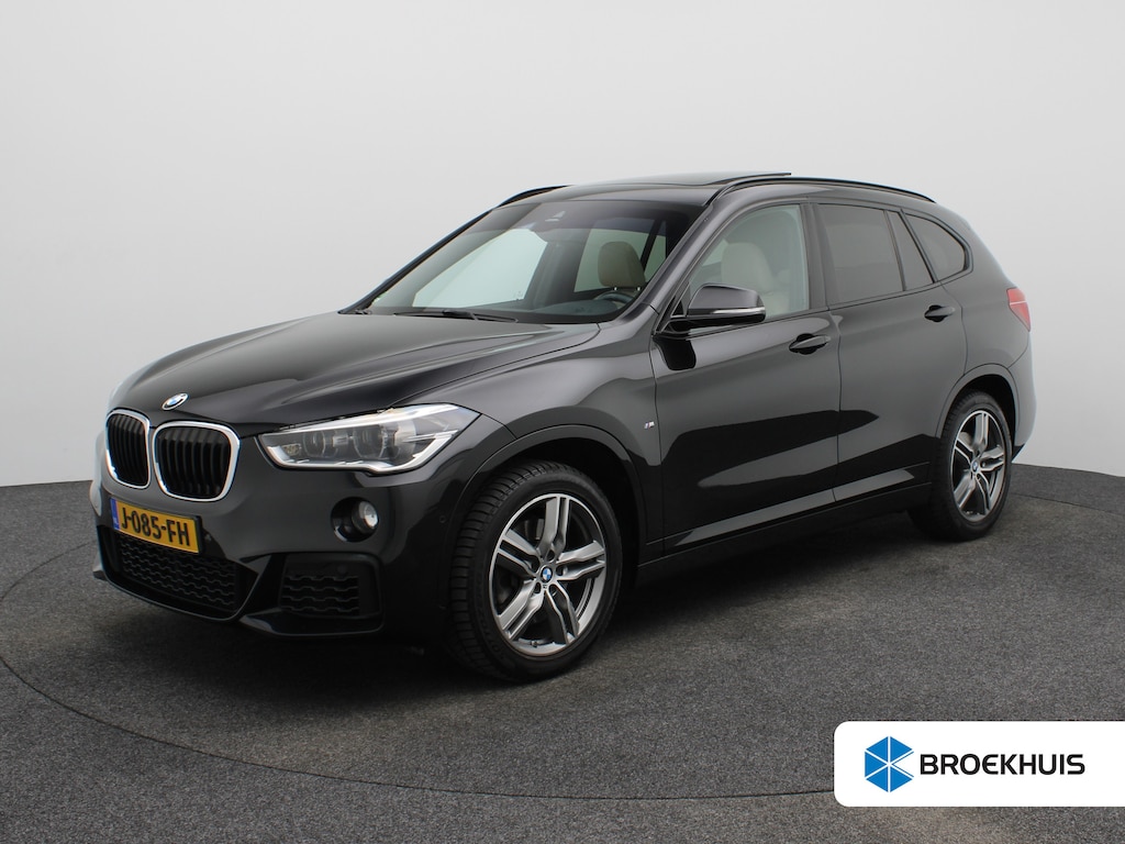 BMW X1 xDrive25i Centennial High Executive | Audio-navigatie full map | Bandenspanningscontrolesysteem | Bluetooth telefoonvoorbereiding