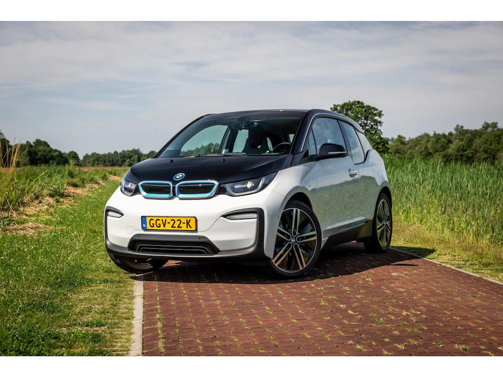 BMW i3 Basis 120Ah 42 kWh Warmtepomp LED 20 inch
