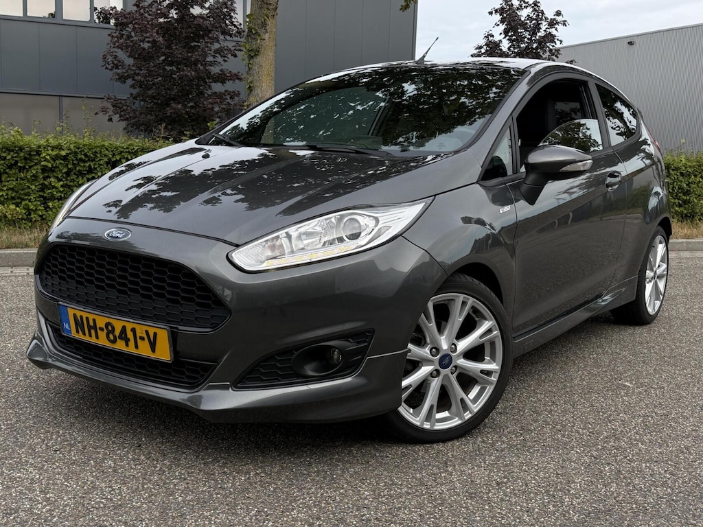 Ford Fiesta 1.0 EcoBoost ST Line / KEYLESS / START/STOP