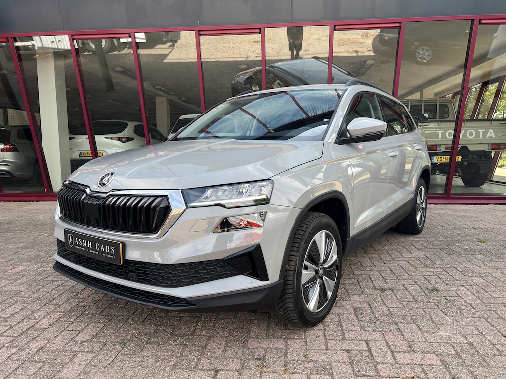 Skoda Karoq 1.5 TSI ACT Business Edition | Carplay | Camera | Cruise | Stoel/Stuurverw. | LED |