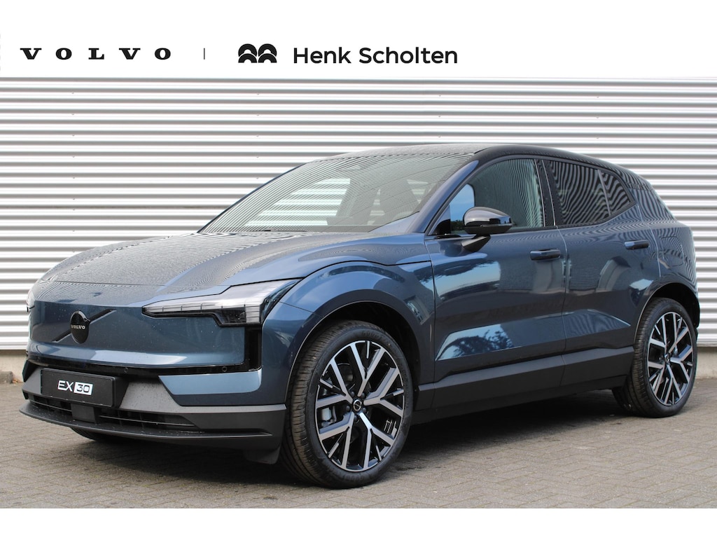 Volvo EX30 P5 Long Range Plus Black Edition Europa 69 kWh | Harman/Kardon | Hoogglans Zwart Dak | 20-Inch Lichtmetalen Velgen | Adaptieve Cruise Control | Pilot Assist | Elektrische Achterklep | Keyless | Elektrische Stoelen Met Geheugen | Achteruitrijcamera | Parkeersensoren Voor & Achter | Interieurverlichting | Getint Glas Achter | Metallic Lak | Black Interieur |