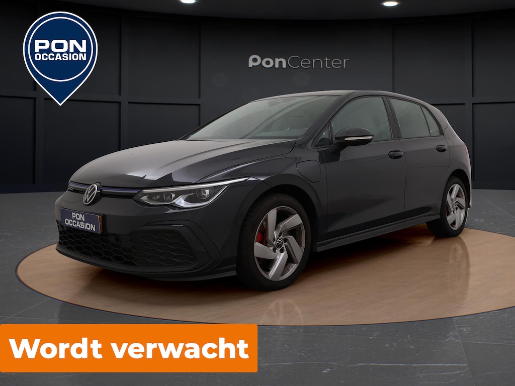 Volkswagen Golf 1.4 eHybrid GTE | ACC | Parkeerhulp | Sportstoelen | full LED | Carplay | 17'' |