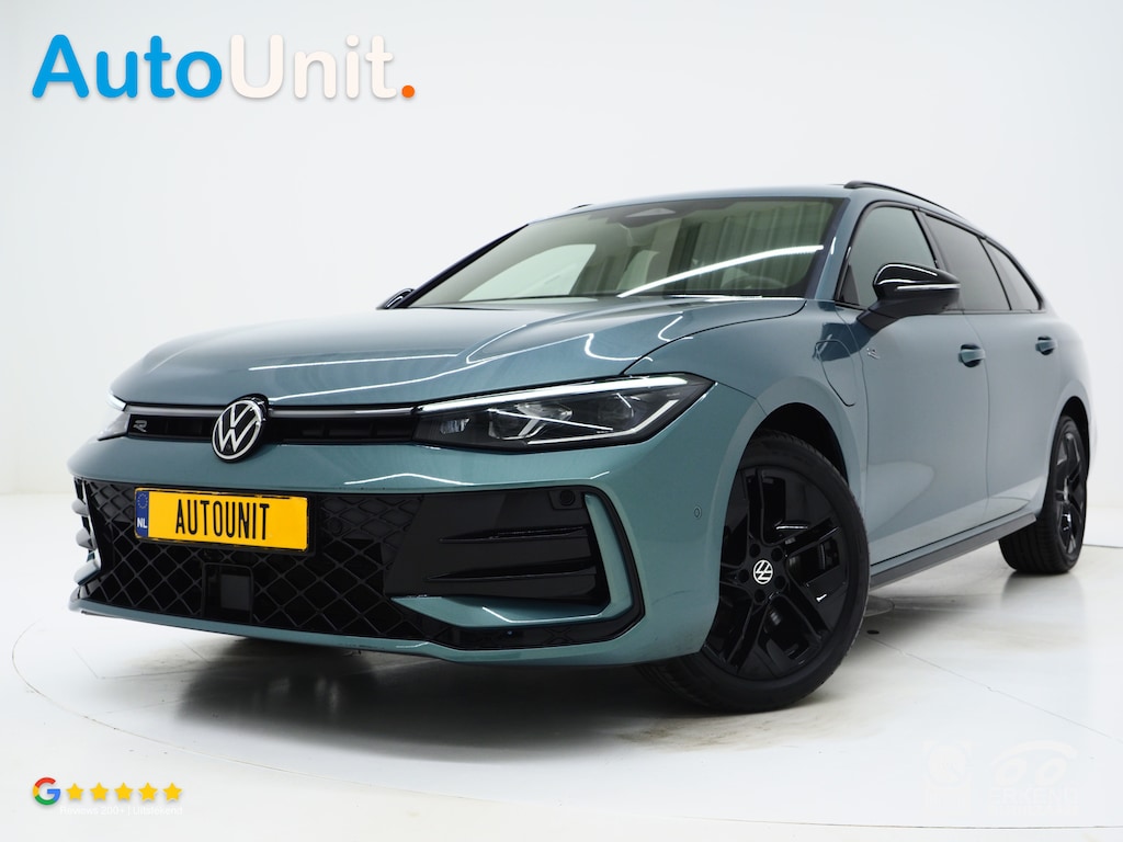 Volkswagen Passat Variant 1.5 eHybrid R-Line Edition | 5 Jaar Garantie | Panoramadak | Trekhaak | Massage | 360 | HUD | Sfeerlicht | Keyless