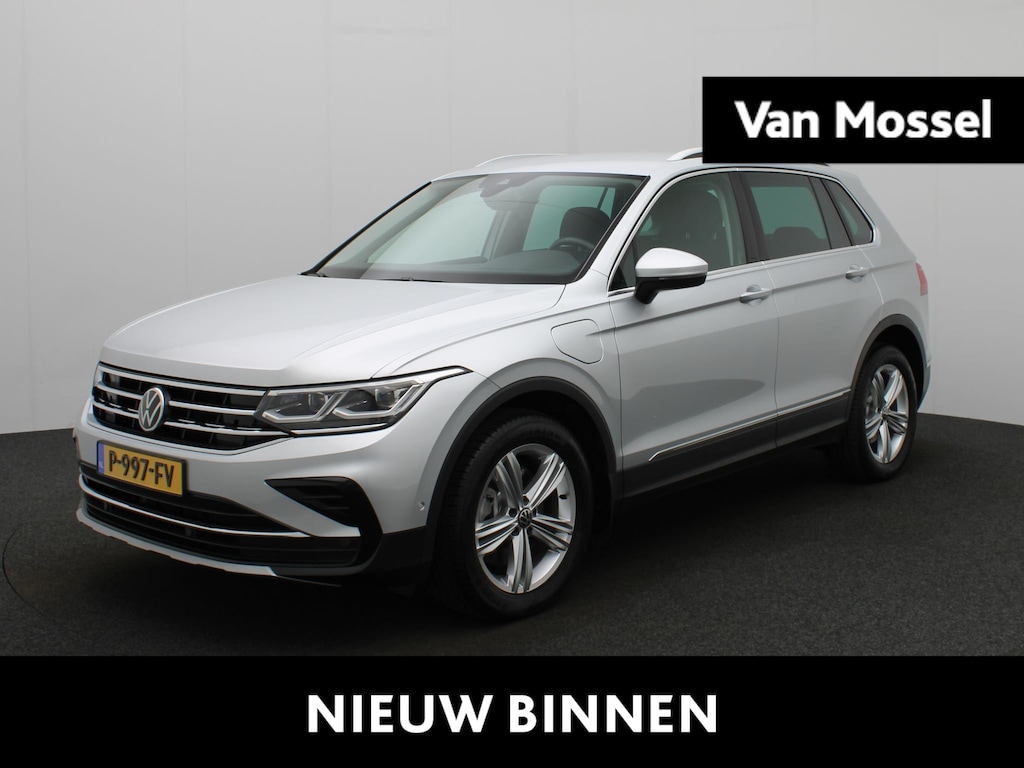 Volkswagen Tiguan 1.4 TSI eHybrid Elegance 245 PK| Dealeronderhouden | Trekhaak | Navigatie | Stoelverwarming | Achteruitrijcamera | Stuurwielverwarming | Artvelours Bekleding | Keyless Access |