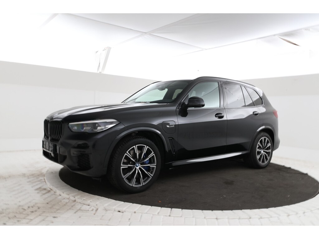 BMW X5 xDrive45e Executive Trekhaak, M-sport, digital dash!