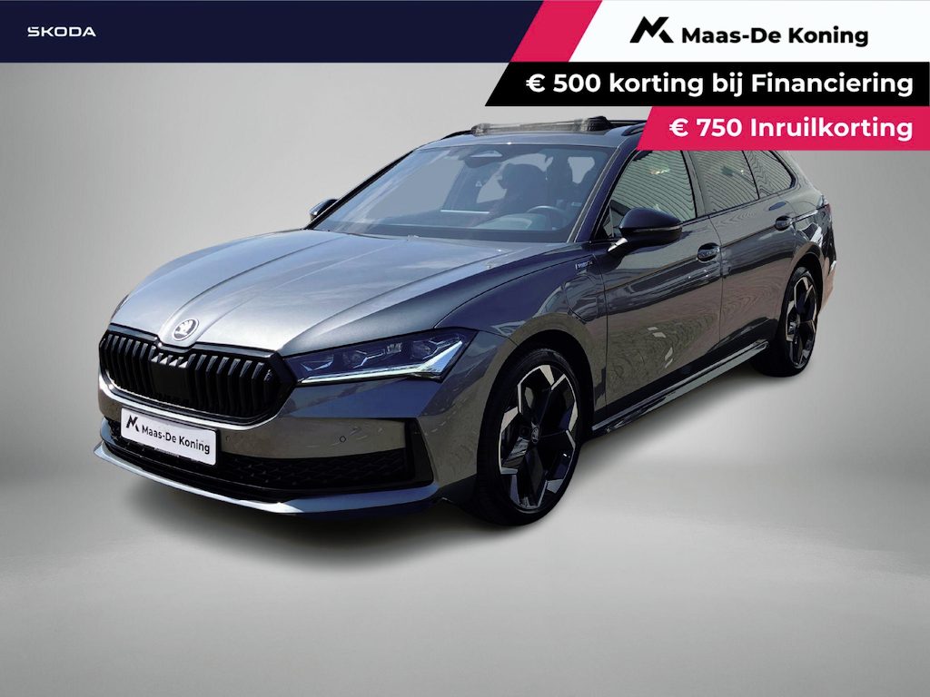 Skoda Superb Combi 1.5TSI 150kW/204PK PHEV Sportline DSG · Panoramadak · Apple/Android Car Play · Camera ·  Leder/Alcantara · Trekhaak · EXTRA INRUILKORTING ·