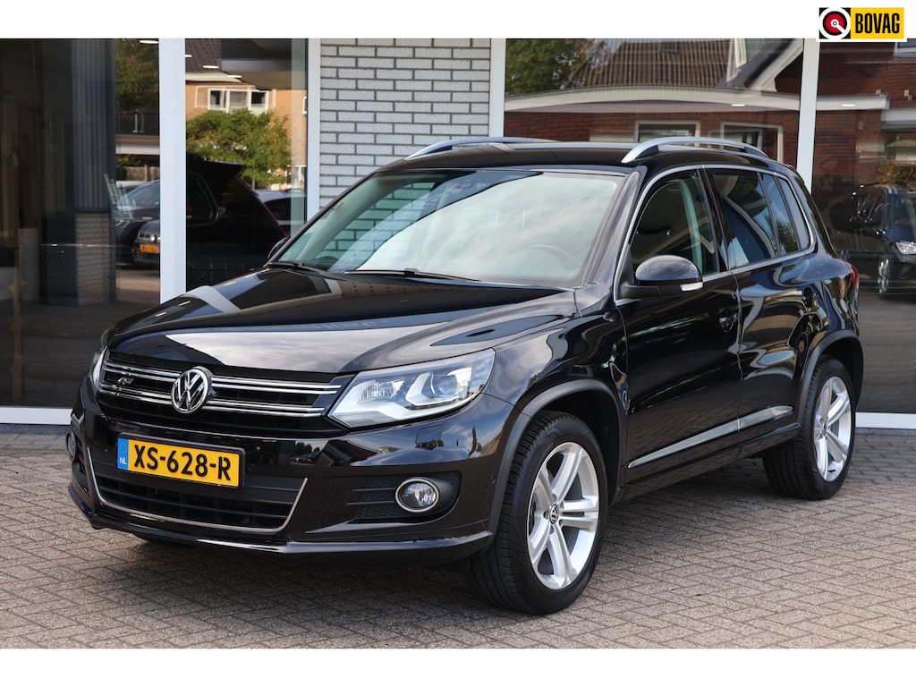 Volkswagen Tiguan 1.4 TSI R-Line App-connect Trekhaak LED/Xenon