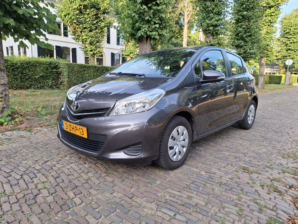 Toyota Yaris 1.0 VVT-i Now