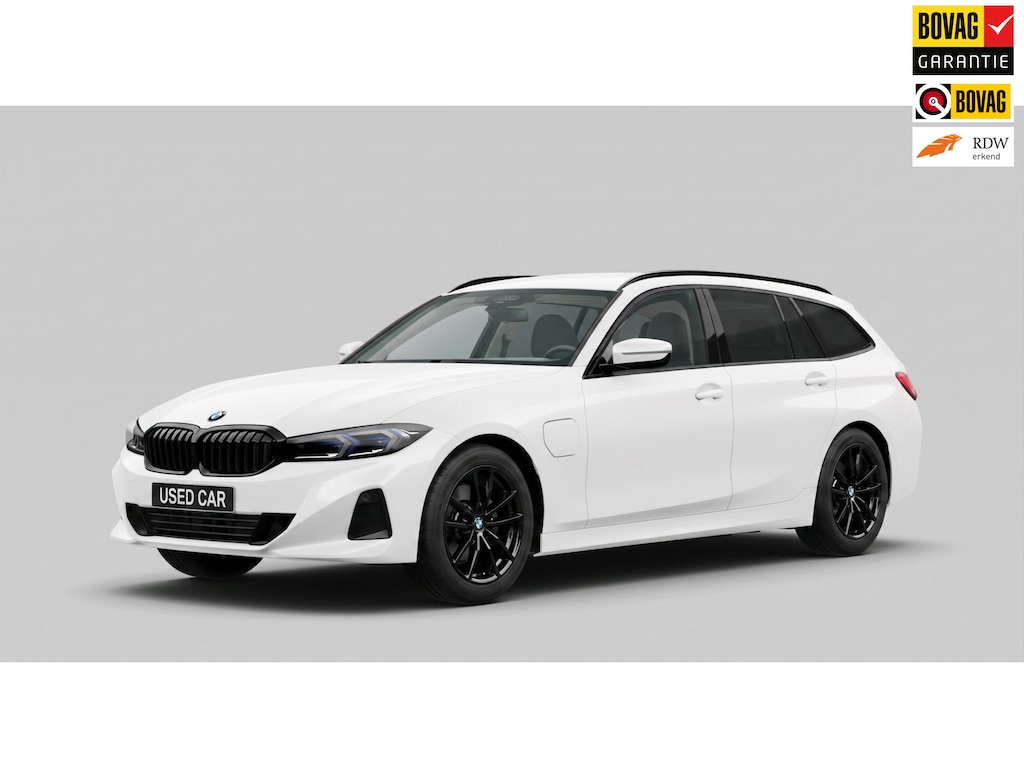 BMW 3-Serie Touring 320e xDrive |Innovation Pack|Adaptive LED|HUD|Shadow-line|NAVI|CAM|Carplay