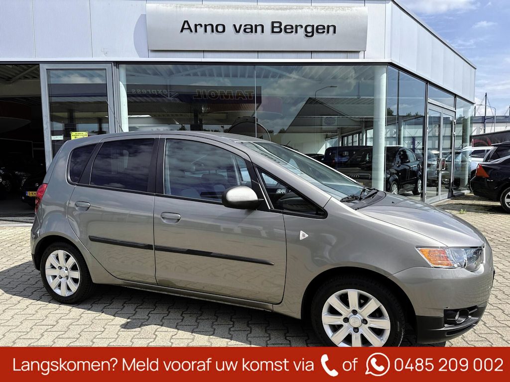 Mitsubishi Colt 1.3 Edition Two, AUTOMAAT, airco, cruisecontrol, trekhaak afneembaar, top onderhouden !