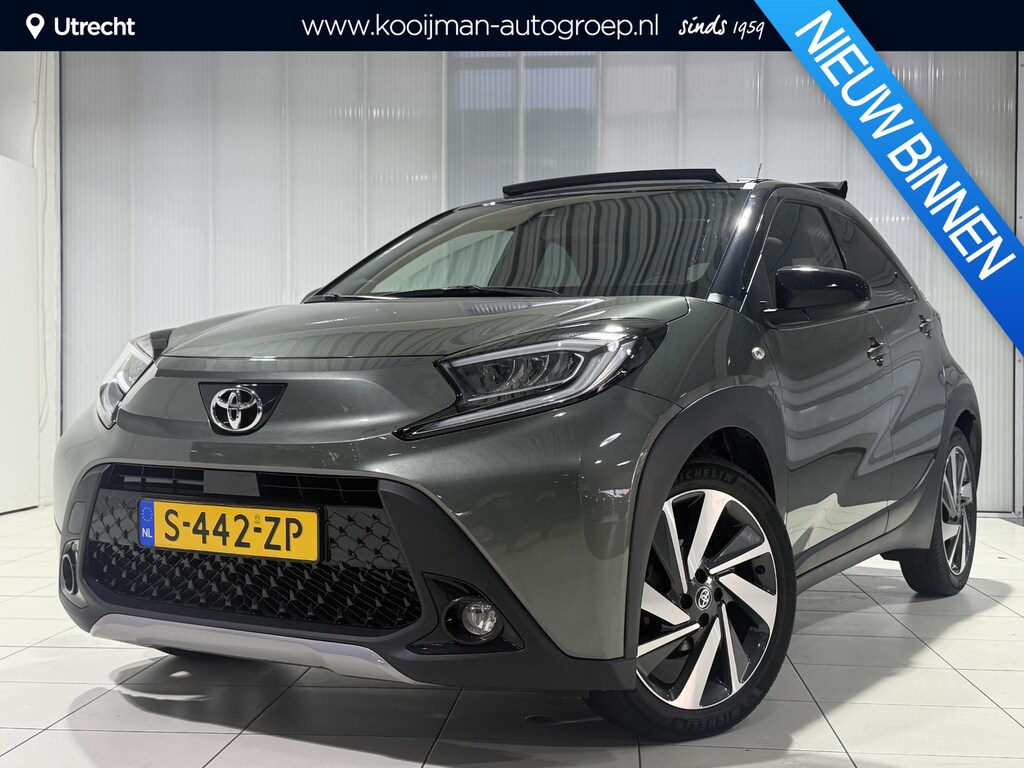 Toyota Aygo X 1.0 VVT-i MT Envy Elektrisch Vouwdak, JBL Geluidsinstallatie, BTW auto, Apple carplay/android auto, Navigatie af fabriek, Adaptieve cruise control