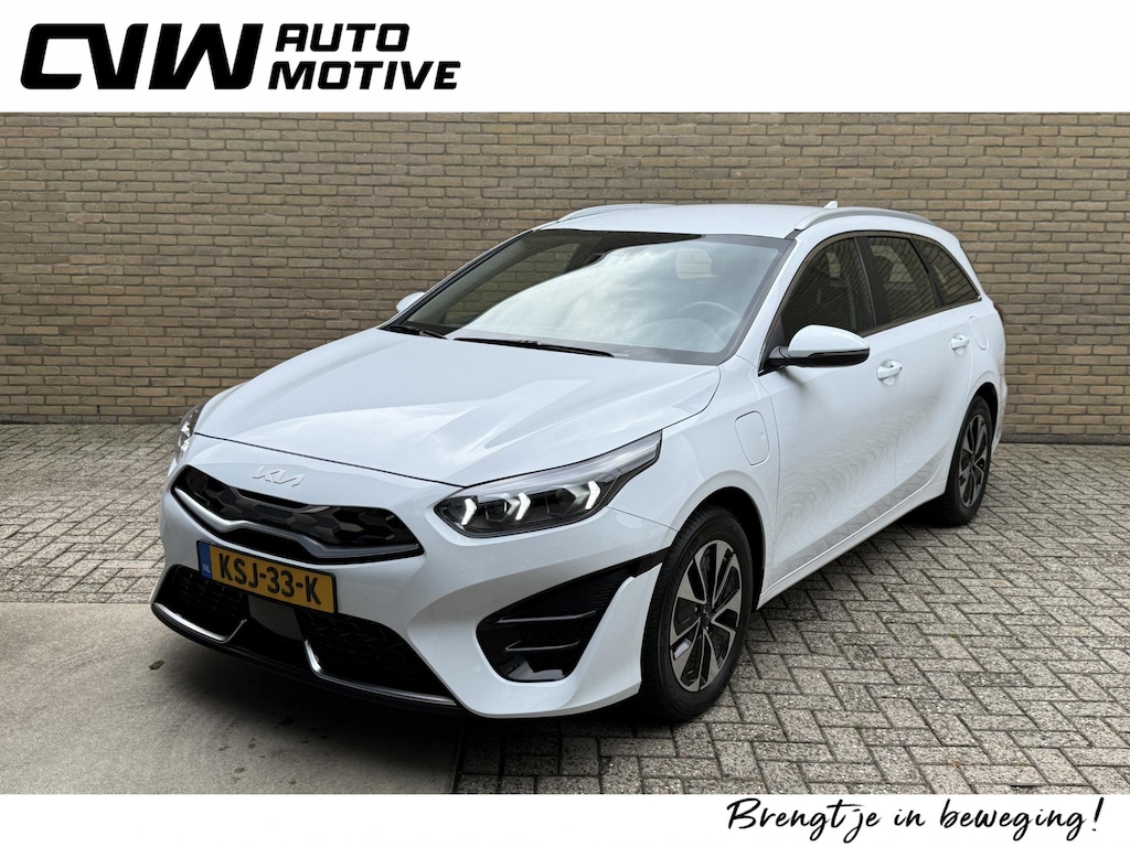 Kia Ceed Sportswagon 1.6 GDI PHEV DynamicLine | Facelift | Camera | Fabrieksgarantie | Apple CarPlay | Rijstrooksensor | LED | DAB | Keyless | 16 inch velgen | Climate control | Adaptieve Cruise control | Stoel&stuurverwarming | Volledig Onderhouden