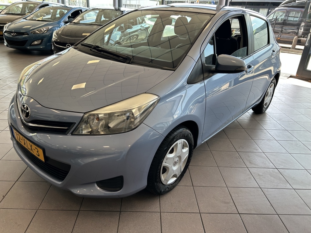 Toyota Yaris 1.0 VVT-i Aspiration Eerste Eig NW APK Achteruit cam 96 DKM BJ 2012 !!!