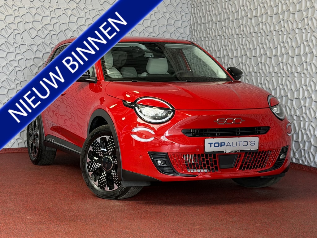 Fiat 600 1.2 LA PRIMA STOELVERW. ELEK.KLEP LEER MASSAGE CAMERA CARPLAY ADAP.CRUISE ELEK.STOEL 18''LMV copy