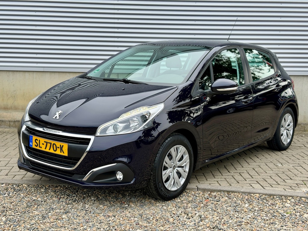 Peugeot 208 1.2 PureTech Blue Lion 5 deurs 82 PK [ fm navi,apple car,airco,cruise ]