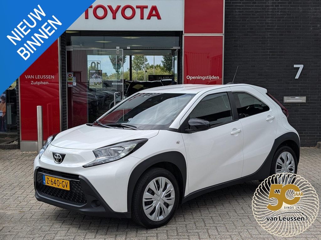 Toyota Aygo X Play NL-AUTO 100% DEALER OH APPLE & ANDROID AIRCO CRUISE CONTROL