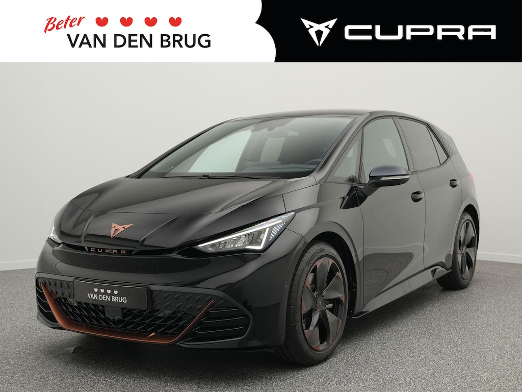 CUPRA Born 63 kWh 231pk | SOH 98,9% | Warmtepomp | 360gr Camera |  Stoel- & stuurwielverwarming | Dodehoeksensor | Navigatie |