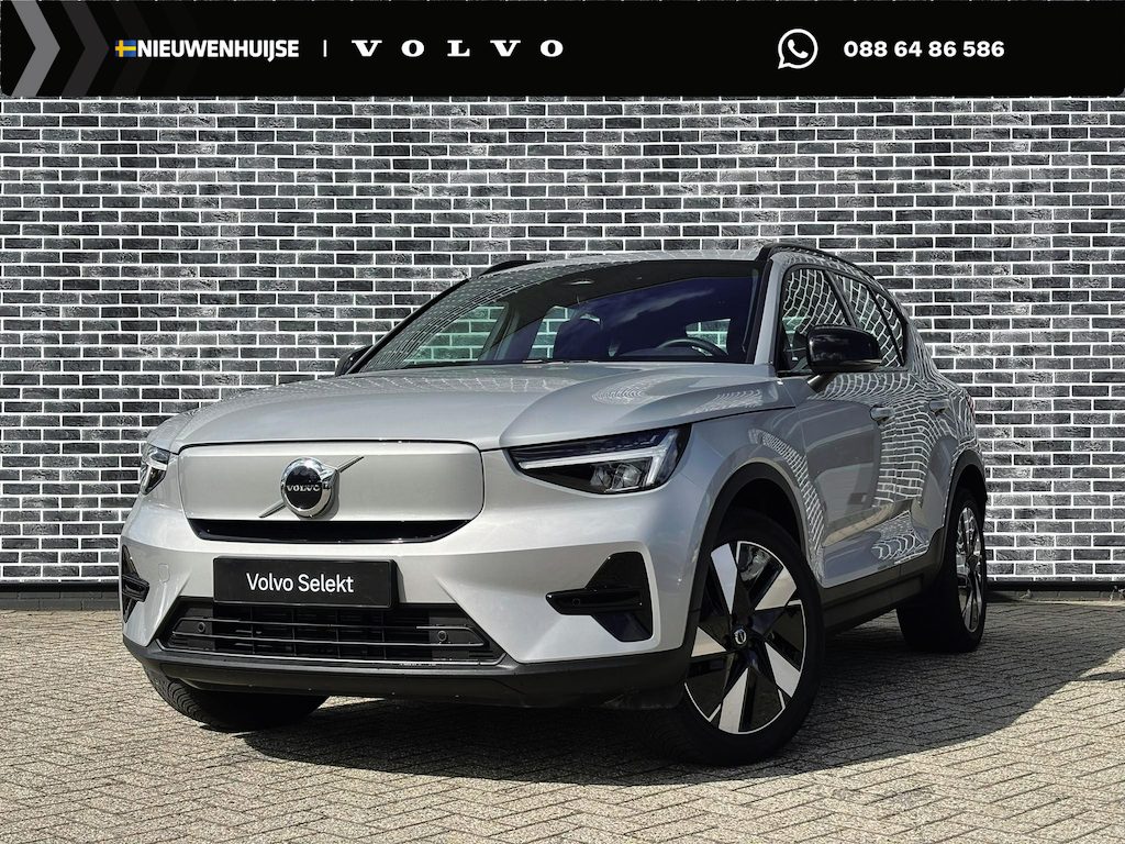Volvo EX40 Single Motor Extended Range Plus 82 kWh | Warmtepomp | Trekhaak | Achteruitrijcamera | Parkeersensoren | Keyless Entry | Elektrische Achterklep | Stoelverwarming | Cruise Control Adaptief | BLIS | Google Navigatie | Apple Carplay | Android Auto