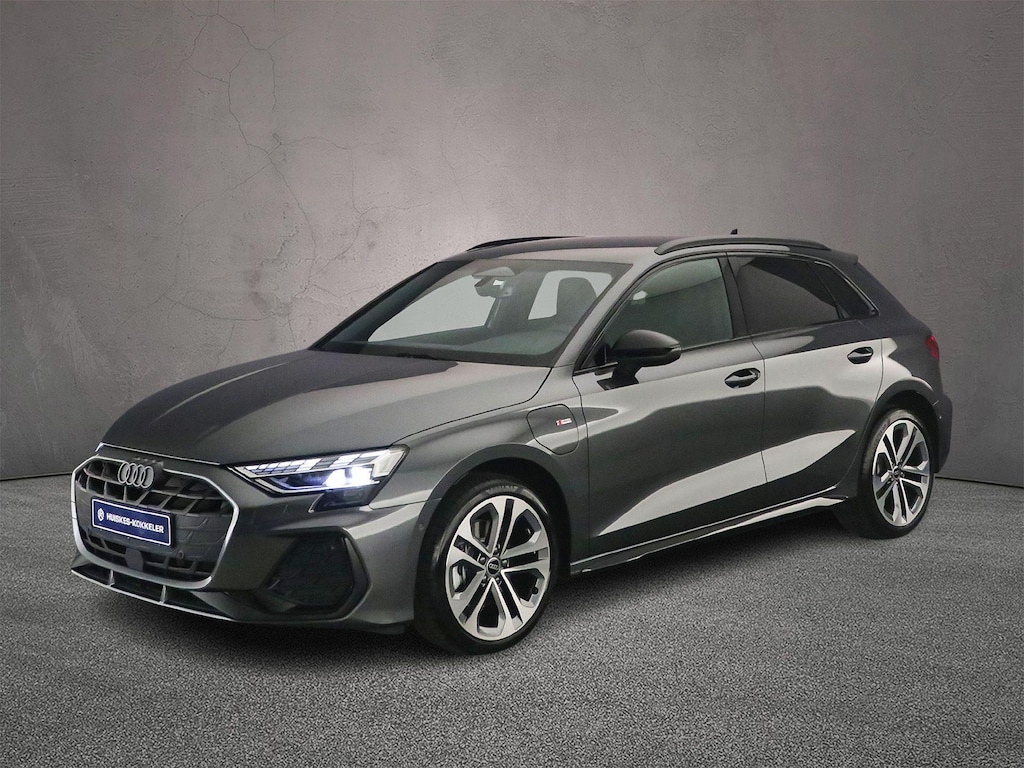 Audi A3 Sportback 40 TFSI e S edition | Trekhaak | Adaptieve Cruise | Camera | SONOS Audio | Ambient Light | Interieur-pakket | Optie-pakket | LED-lichtpakket | Assistentie Pakket | Comfort-pakket plus |