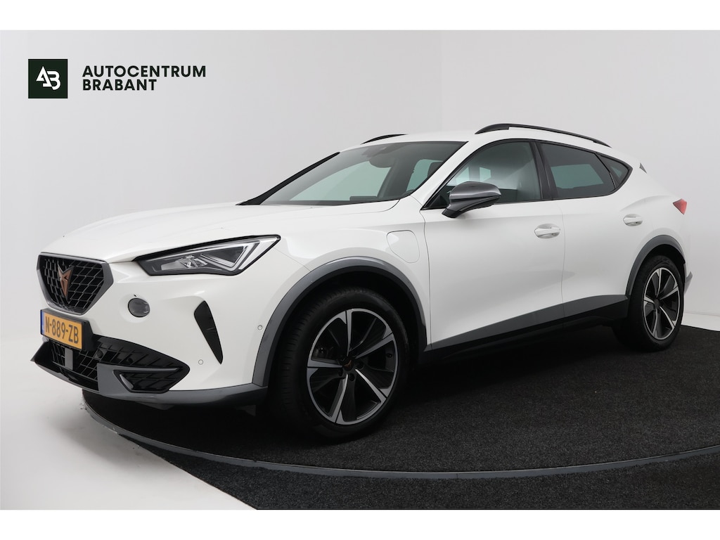 CUPRA Formentor 1.4 e-Hybrid Business (STUUR/STOEL VERWARMING, CAMERA, CRUISE ADAPTIEF, NAVIGATIE)