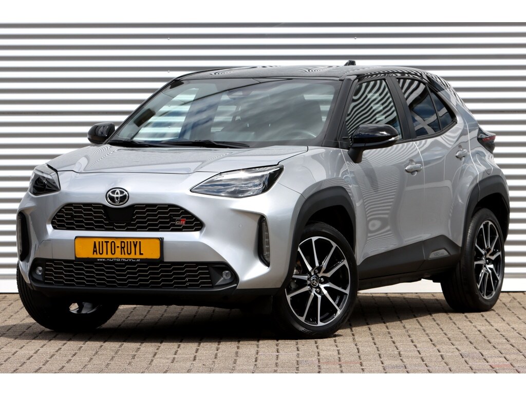 Toyota Yaris Cross 1.5 Hybrid GR Sport Two-Tone