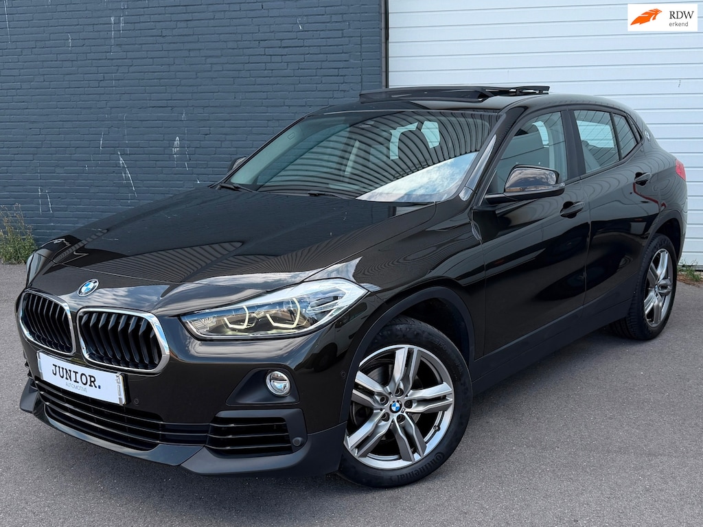 BMW X2 SDrive18i PANORAMADAK/AUTO/NAVI/KEYLES