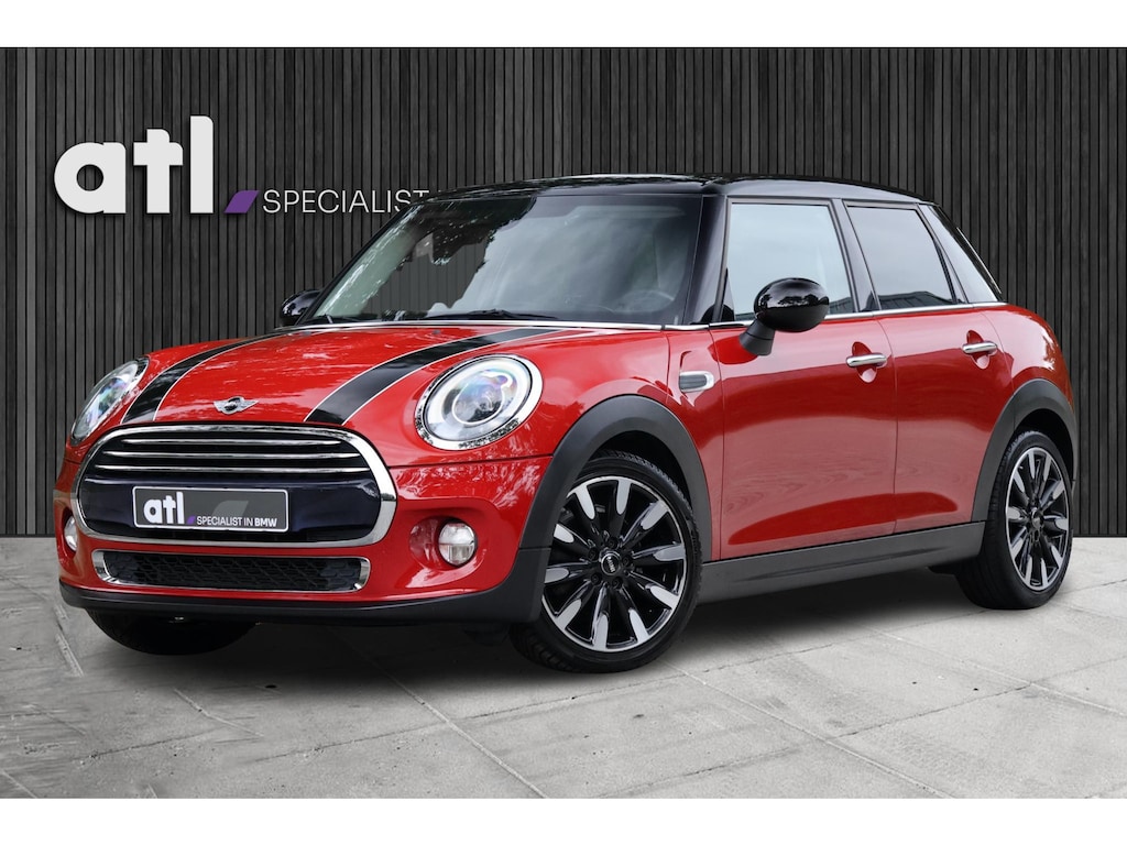 MINI Cooper 5-Deurs 1.5 Chili 5-deurs | LED | 17" | Climate control | Stoelverwarming | Cruise control | Etc.