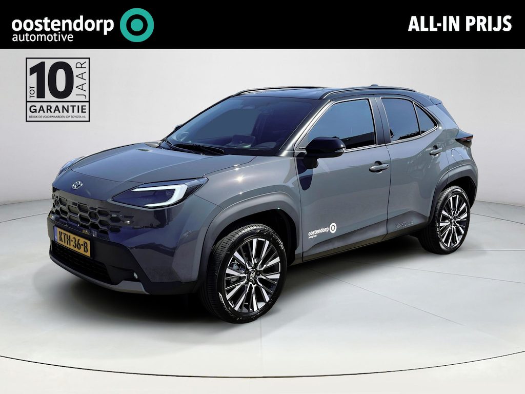 Toyota Yaris Cross 1.5 Hybrid 130 Executive | 2026 model | Demo | Storm Grey met zwart dak