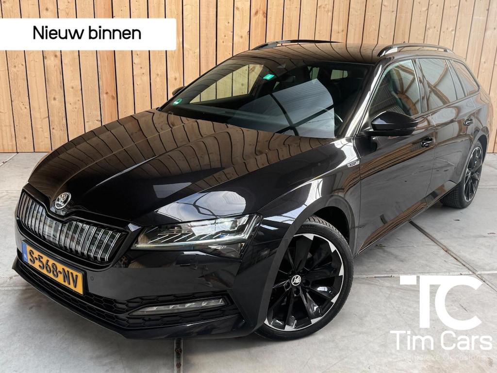 Skoda Superb Combi 1.4 TSI iV Sportline Business Automaat | Achteruitrijcamera | Cruise & climate control | Extra getint glas | LED verlichting | Standkachel | Stoelverwarming | Parkeersensoren voor en achter