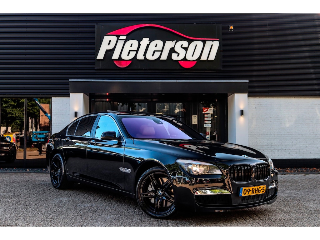 BMW 7-Serie 750i M-Pakket PANO NAP SOFTCLOSE HUD 360 CAMERA