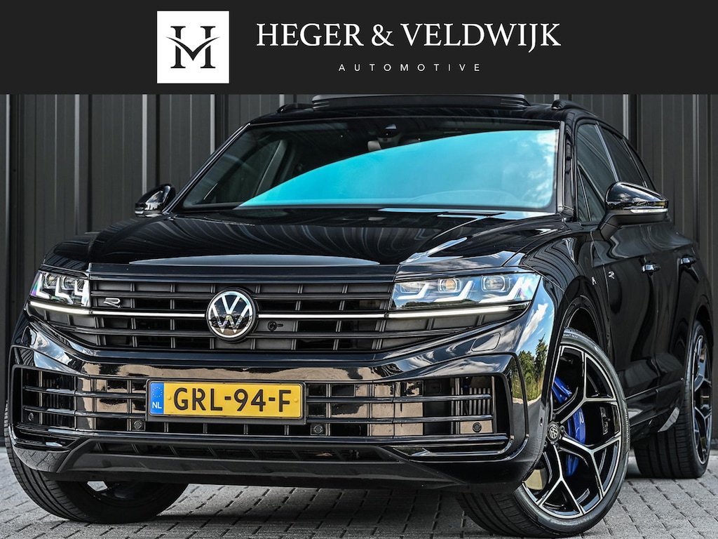 Volkswagen Touareg 3.0 TSi eHybrid 4MOTION R | 462PK | Panoramadak | Night Vision | Massage + Ventilatie | HUD | Dynaudio | Luchtvering | Adaptive Cruise | Ambiance Interieur | Keyless Entry | Stoelverwarming V+A | Stuurverwarming |