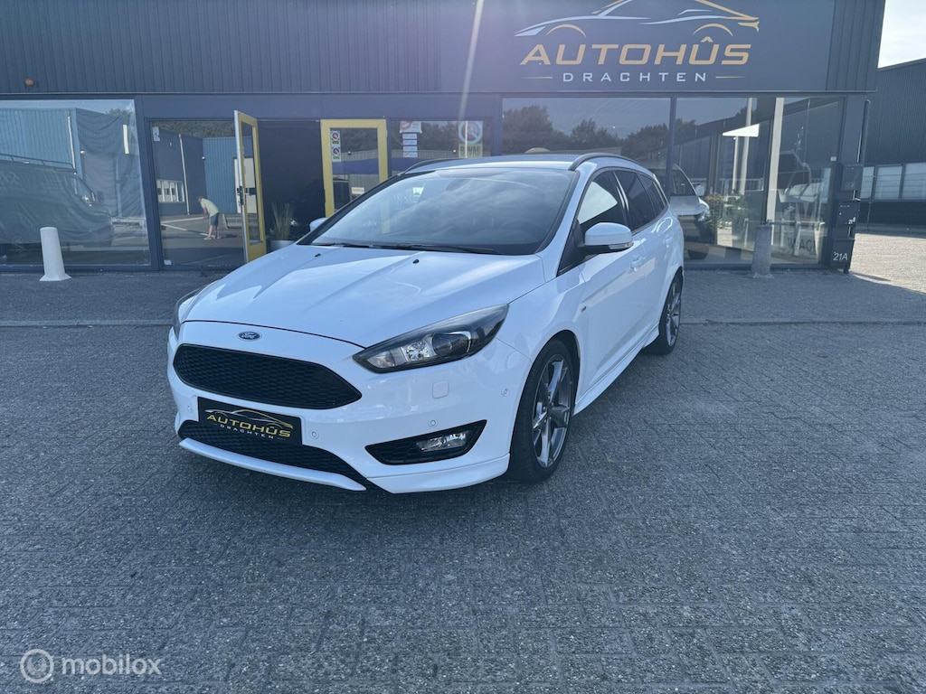 Ford Focus st-line 1.5 st-line automaat camera cruiscomtrol 97421 km