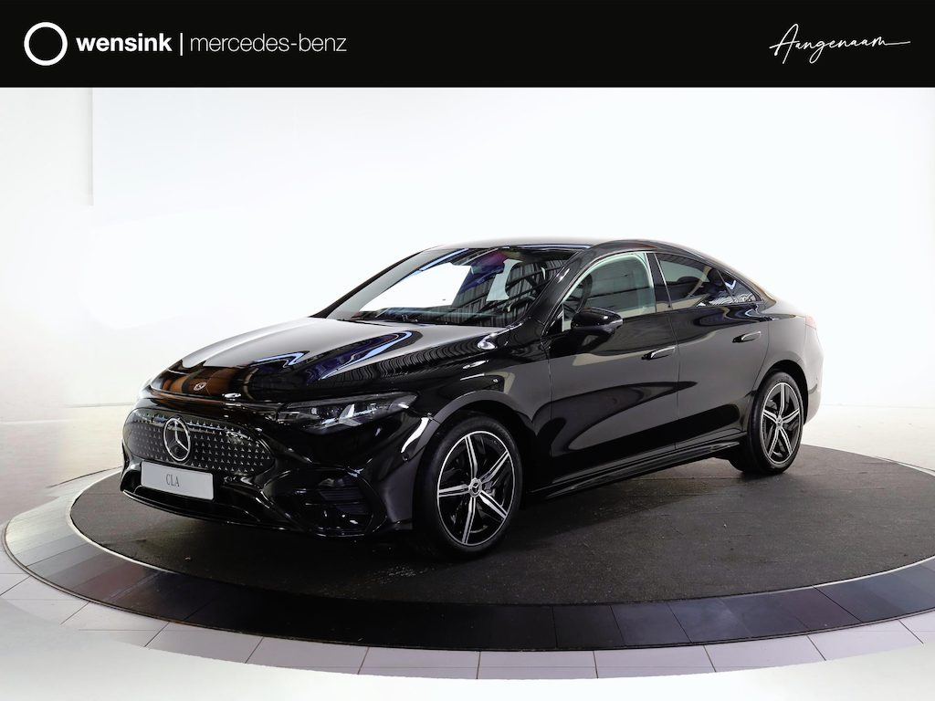 Mercedes-Benz CLA 250+ Launch Edition 85.5 kWh | Night | Panoramadak | Stoelverwarming | DISTRONIC | Achteruitrijcamera | Dodehoekassistent |