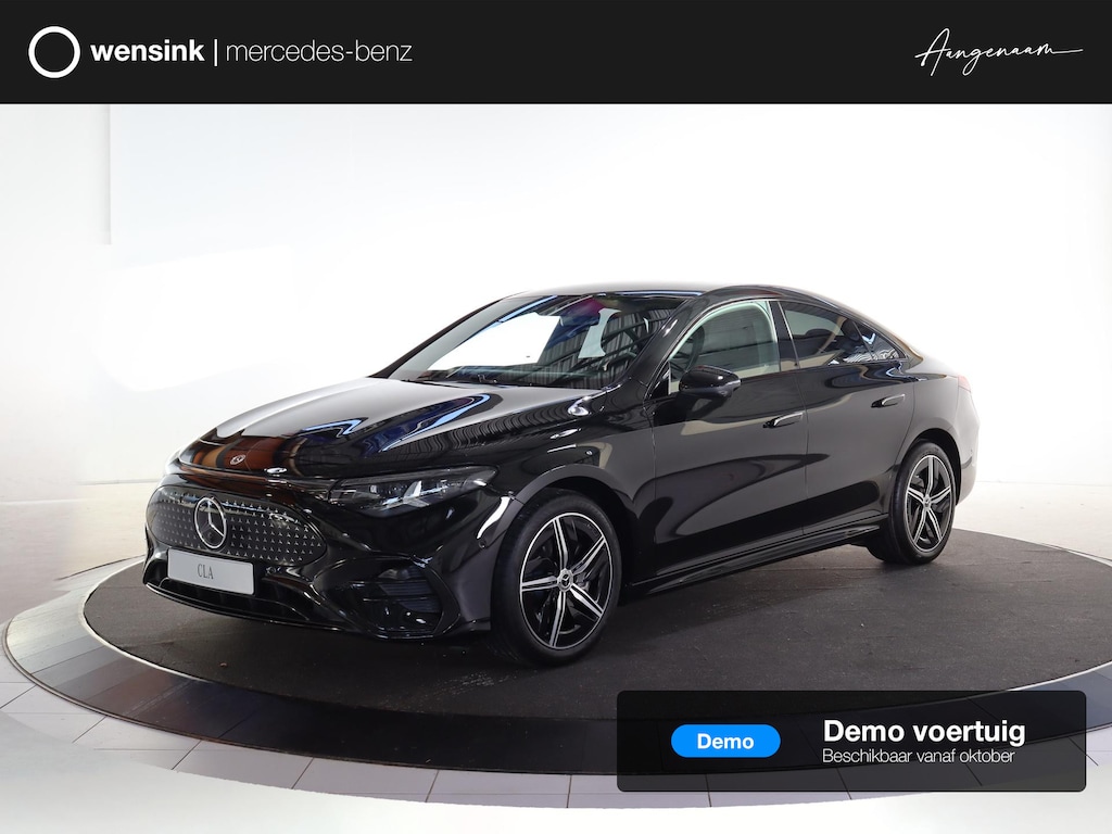 Mercedes-Benz CLA 250+ Launch Edition 85.5 kWh | Night | Panoramadak | Stoelverwarming | DISTRONIC | Achteruitrijcamera | Dodehoekassistent |