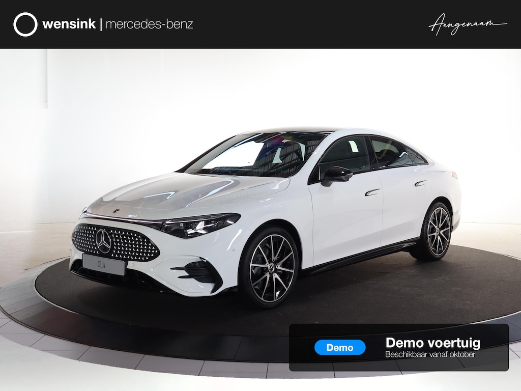 Mercedes-Benz CLA 250+ Launch Edition 85.5 kWh | Night | Panoramadak | DISTRONIC | Achteruitrijcamera | Dodehoekassistent |