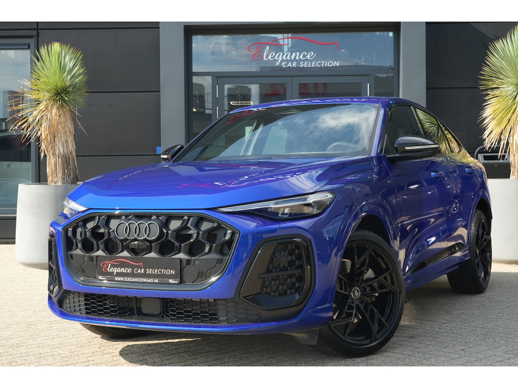 Audi Q5 Sportback 2.0 TFSI e-hybrid quattro S edition Sportback | 299PK | Pano | 360° | 21" | Keyless | S Line | Tech Plus | Audi Q5 Sportback S edition 299 PK Plug-in Hybrid met 2.0 viercilinder, panoramadak, 360° camera, 21-inch lichtmetalen velgen, Keyless Entry, adaptieve LED-koplampen, adaptieve cruise control