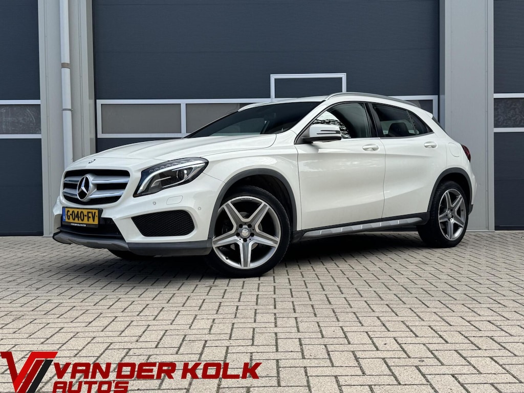 Mercedes-Benz GLA 200 Prestige Automaat | Leder/Alcantara | Navigatie | Cruise | LED | Sensoren