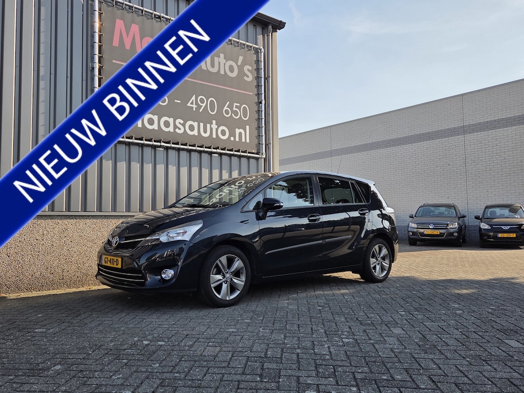 Toyota Verso 1.8 VVT-i Dynamic Business uitvoering panoramadak full options 1e eigenaar !!!