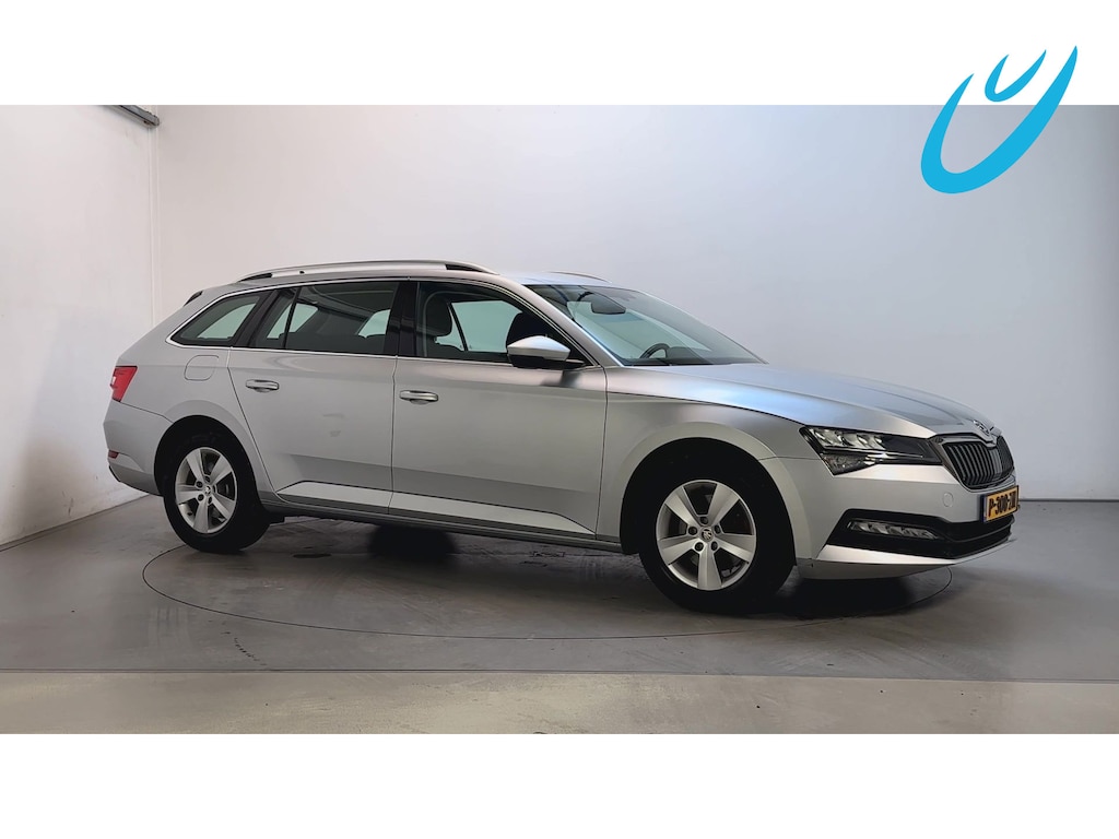 Skoda Superb Combi 1.5 TSI 150pk DSG ACT Business Edition Virtual Cockpit Trekhaak Navigatie App-Connect DAB+