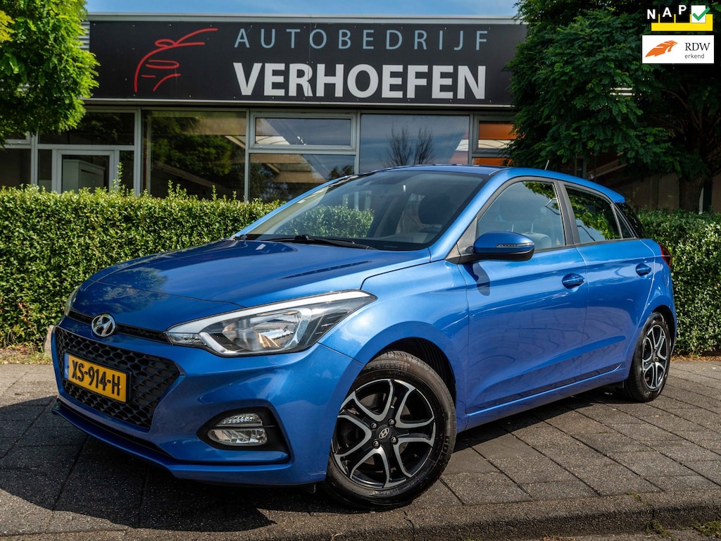 Hyundai i20 1.0 T-GDI - PARKEER CAMERA - APPLE CARPLAY - TREKHAAK - CRUISE / CLIMATE CONTR !