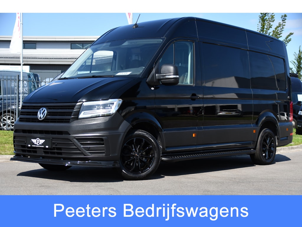 Volkswagen Crafter 35 2.0 TDI L3H3 RWD Black Edition Camera, Adaptieve Cruise, 3500kg Trekhaak, Automaat, LED, Geveerde stoel, 164pk, Massage stoel, Uniek!