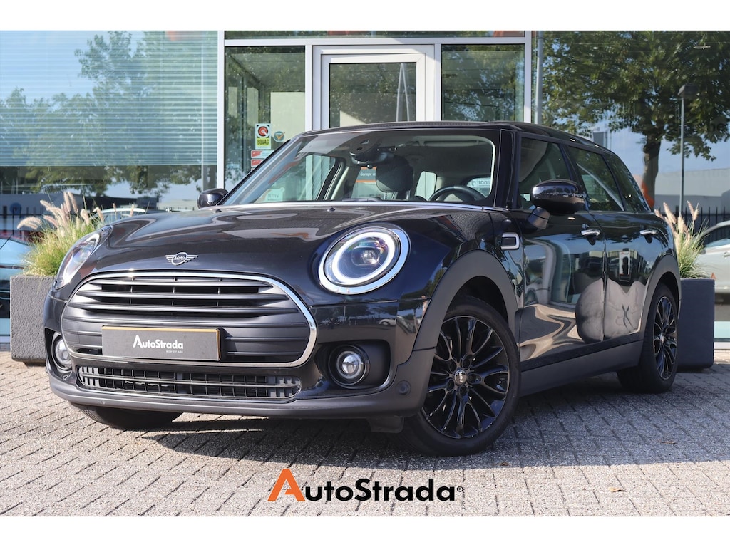 MINI Clubman Mini (f54) 1.5 Business Edition 102pk | Navigatie | Cruise | Climate | Carplay | LED |