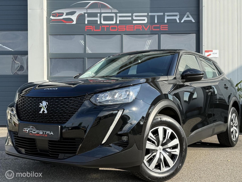 Peugeot 2008 1.2 PureTech Blue Lease Active Full-Led CarPlay