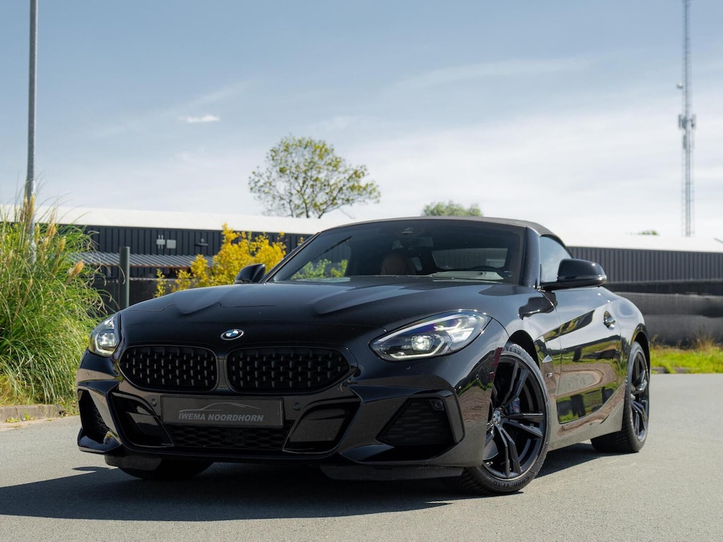 BMW Z4 Roadster sDrive30i High Executive|M-pakket|Camera|Stuurverw.|Stoelverw.|Memory|Keyless|Dodehoek assis.|