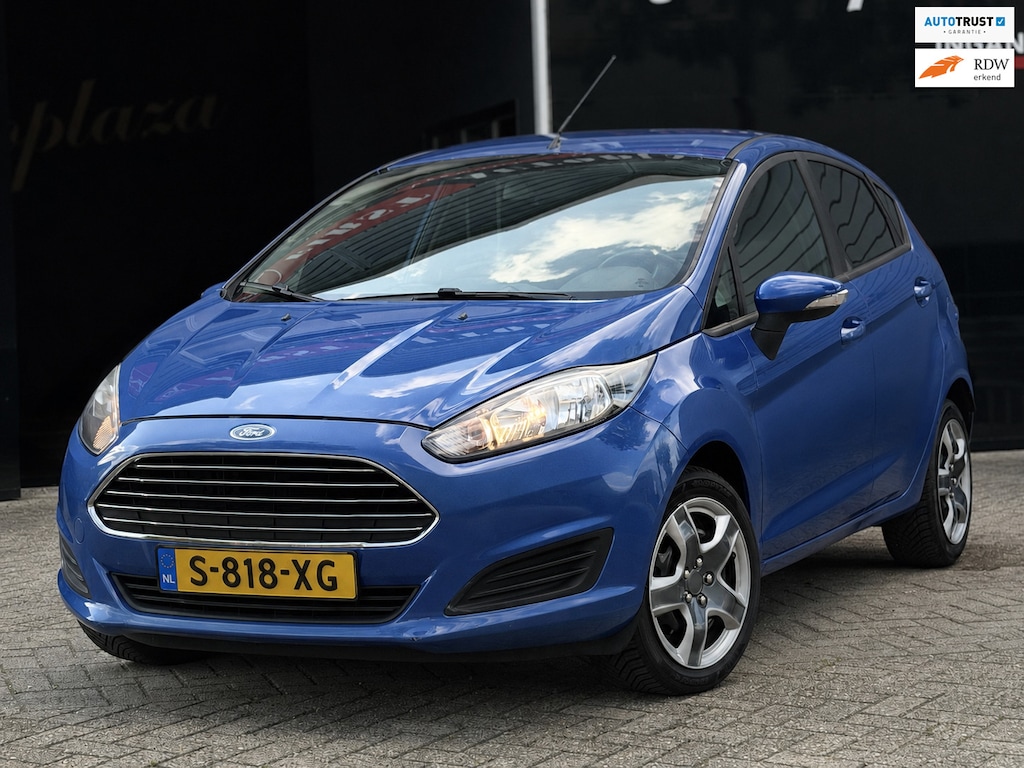 Ford Fiesta 1.25 Titanium 5-DEURS AIRCO/ELEKTR. PAKKET | KEURIGE AUTO !