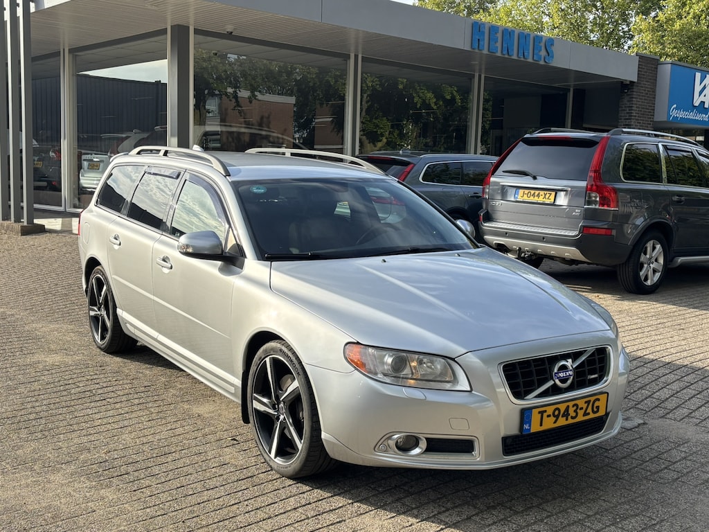 Volvo V70 2.5FT 231pk R-Design vijf cilinder Xenon