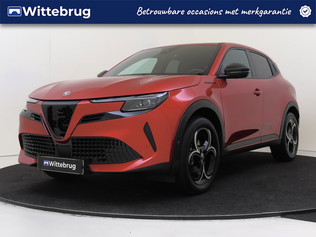 Alfa Romeo Junior 1.2 Turbo Hybrid Ibrida Speciale | Elek. Achterklep | Navigatie | Keyless | Vooruit Verwarming |