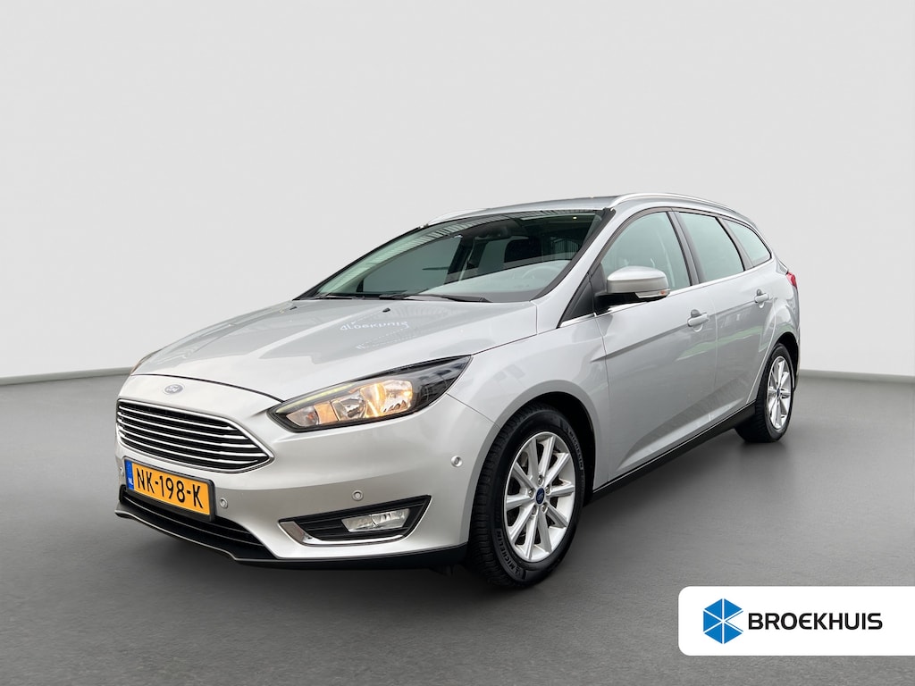 Ford Focus Wagon 1.5 150pk Titanium Automaat | 1e eigenaar | Voorruitverwarming | Carplay | Climate controle| Cruise controle | Keyless entry | Parkeersensoren voor en achter | Dealer onderhouden