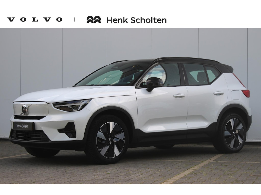 Volvo XC40 Single Motor Extended Range Plus 82 kWh | Adaptive Cruise & Pilot Assist | Semi Elektr. Trekhaak | Park Assist Voor & Achter | Camera Achter | 19" Velgen |